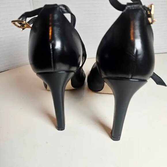 Le Chateau Heels - Picture 4 of 5
